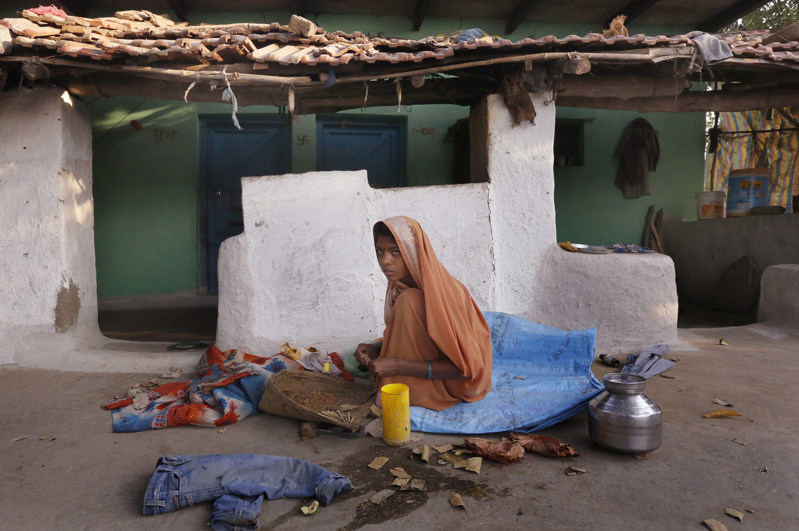 Tradycja i skręcane papierosy beedi powoli zabijają Hindusów