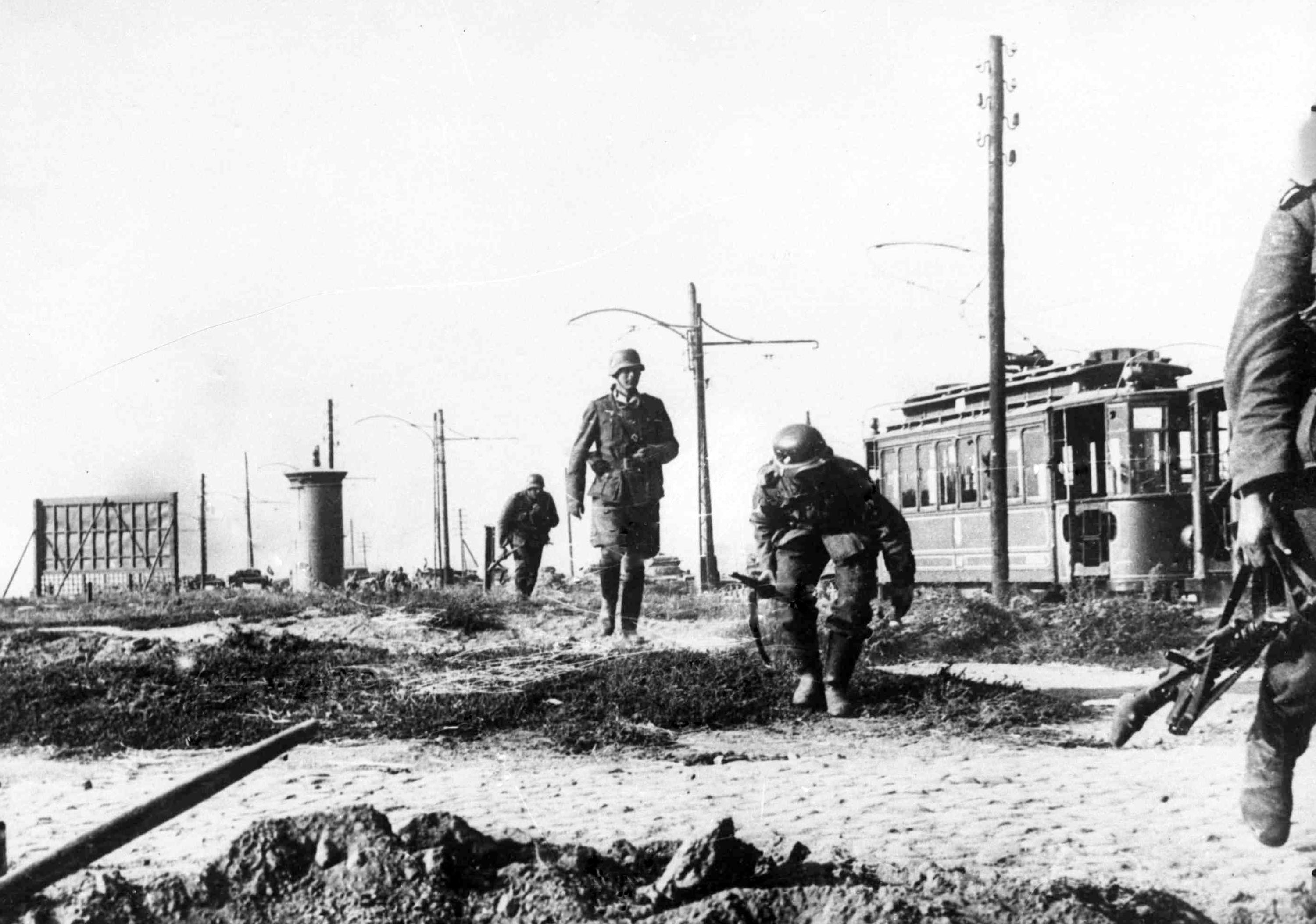 Upadek Warszawy we wrześniu 1939 roku. ARCHIWALNE ZDJĘCIA