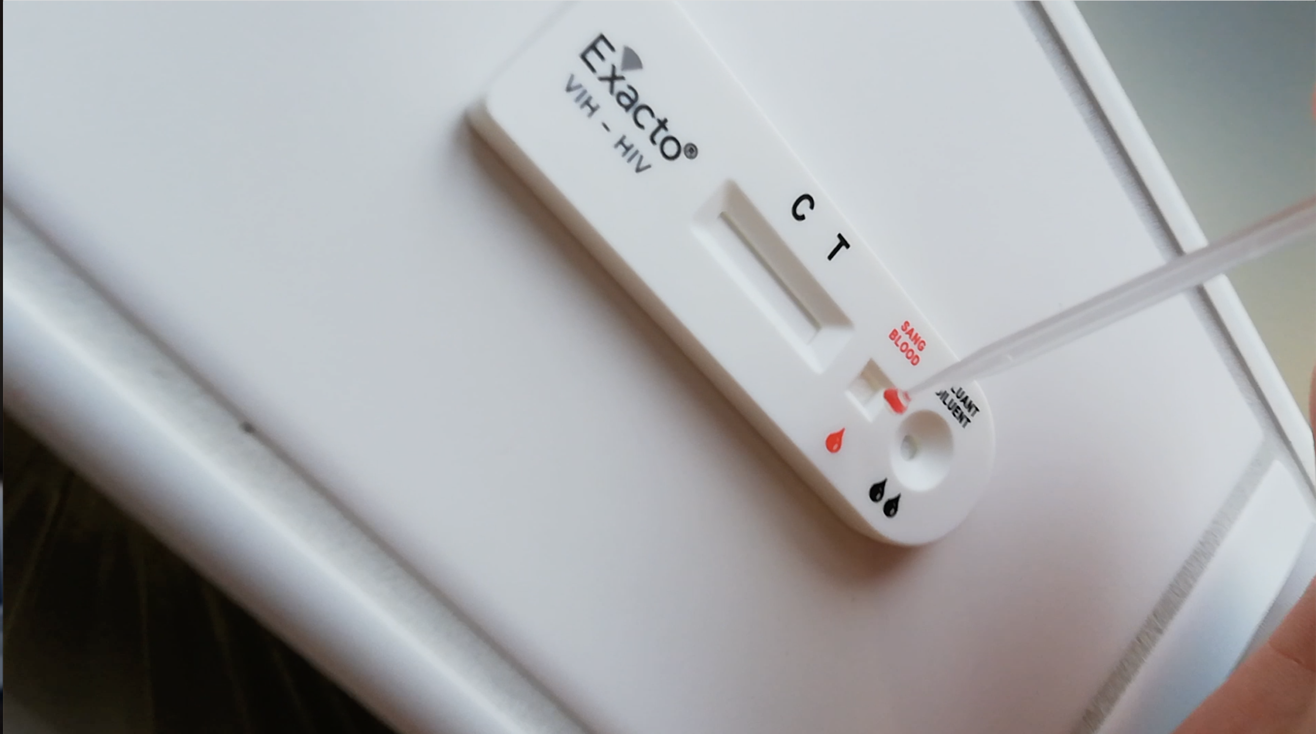 Hiv Selbsttest Aids Vorbeugen Und Sich Auf Hiv Zuhause Testen