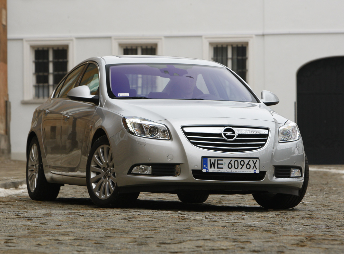 Opel insignia - zdjęcie poglądowe