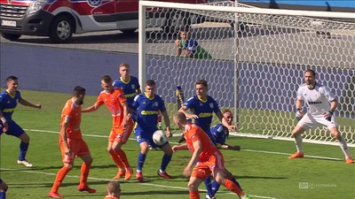 Bruk-Bet - Arka (0:1): Steinbors nadal w wysokiej formie. Łotysz odbił strzał z bliska Gutkovskisa