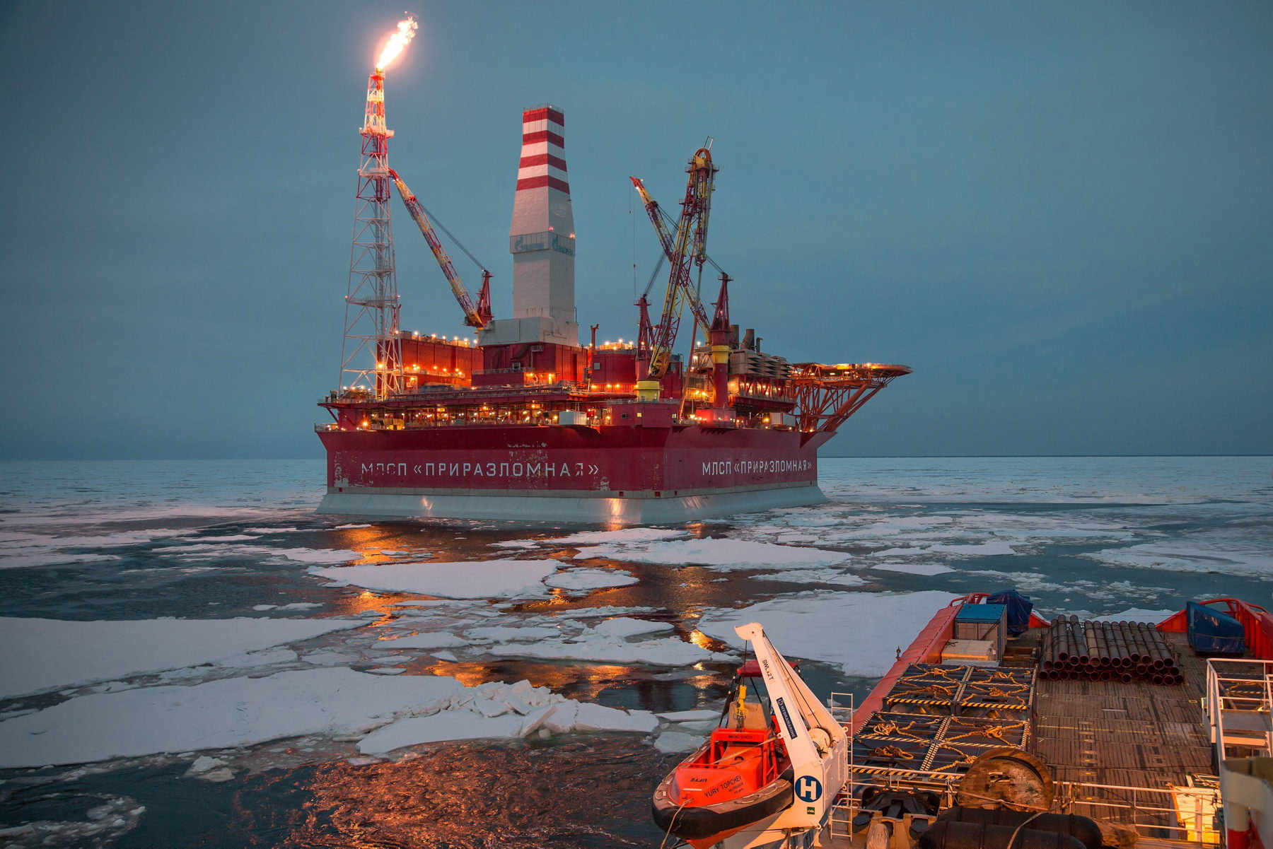Rosyjska platforma wiertnicza na Morzu Peczorskim