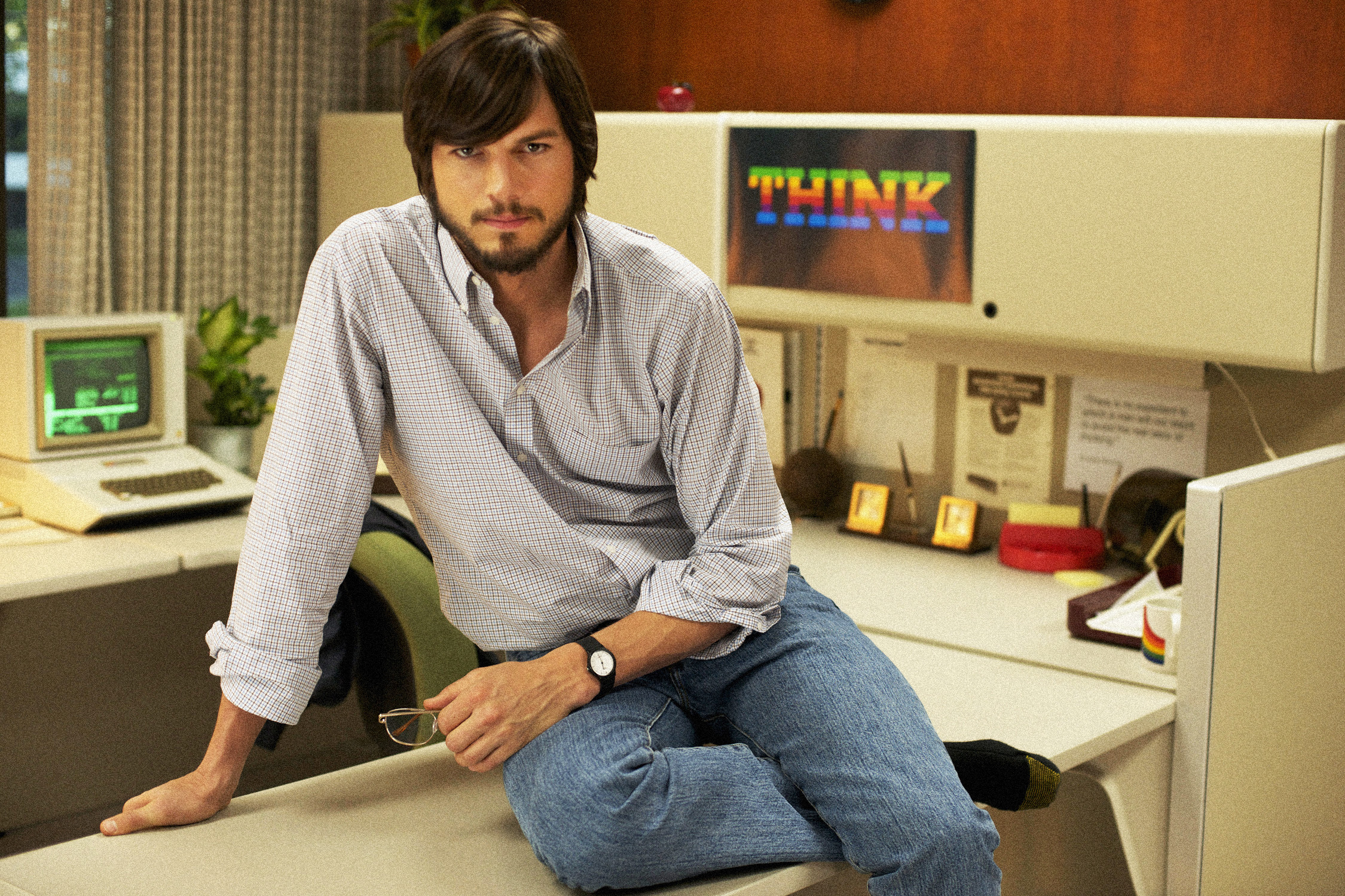 Ashton Kutcher –