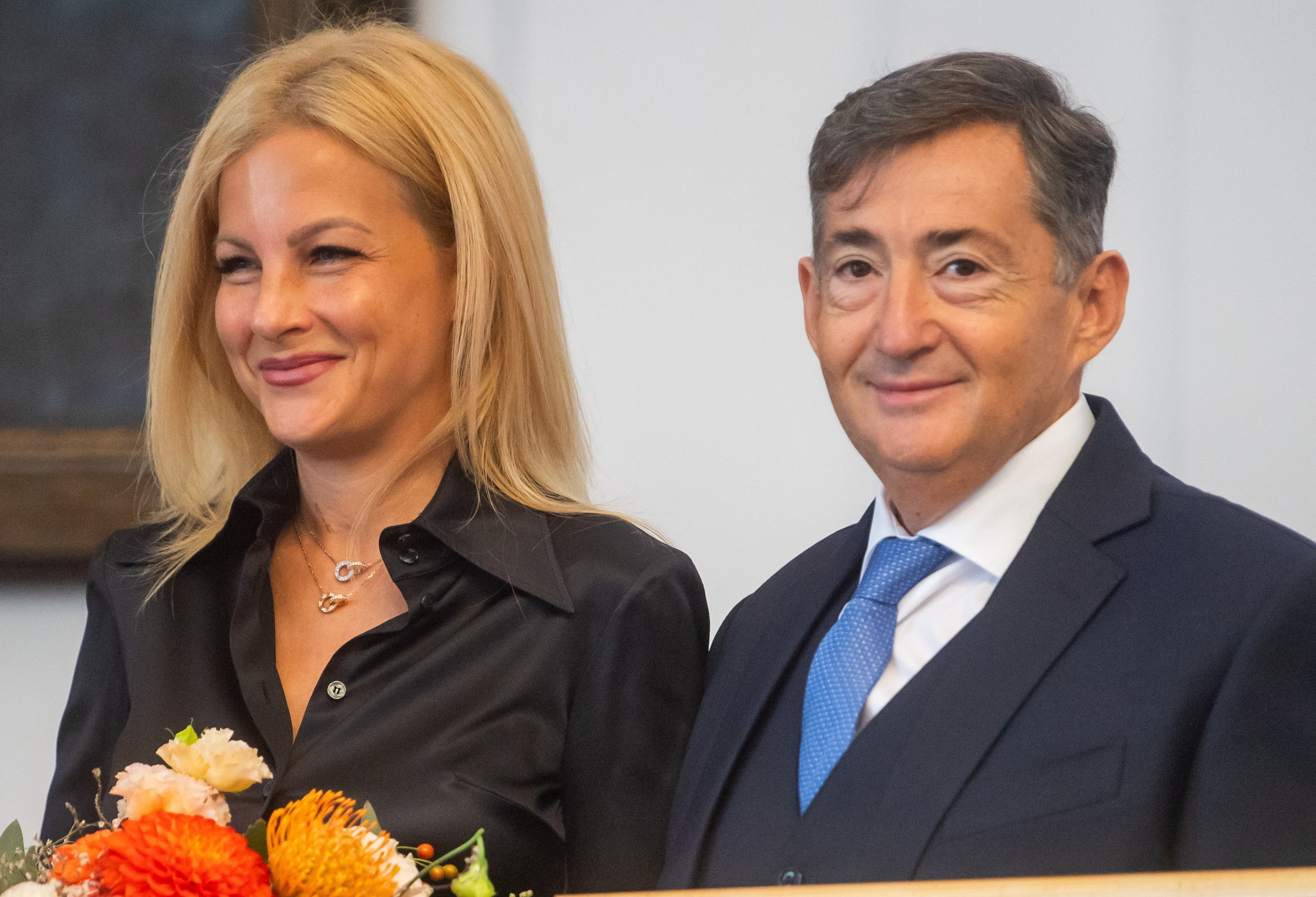 Hooligans, Neoton Família, Ördög Nóra és Stohl András: sztárparádéval várja dolgozóit a karácsonyi bulira Mészáros Lőrinc – itt a teljes program