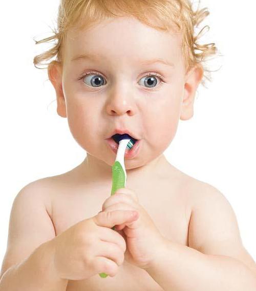 Válasszuk a kicsiknek a legjobb fogkrémet - Blikk