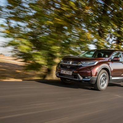 Honda CR-V 1.5 VTEC Turbo CVT - dużo miejsca i dobre prowadzenie