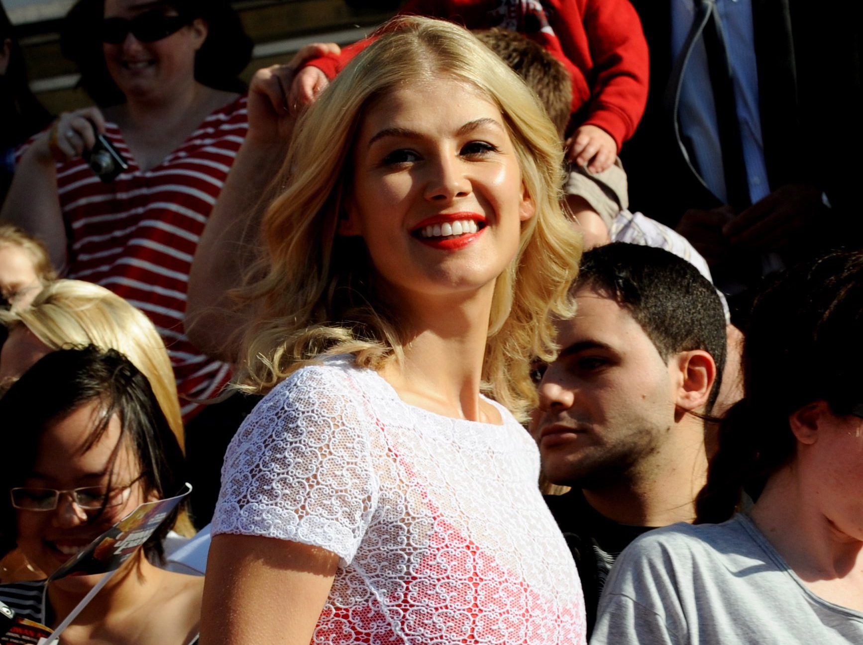 Rosamund Pike