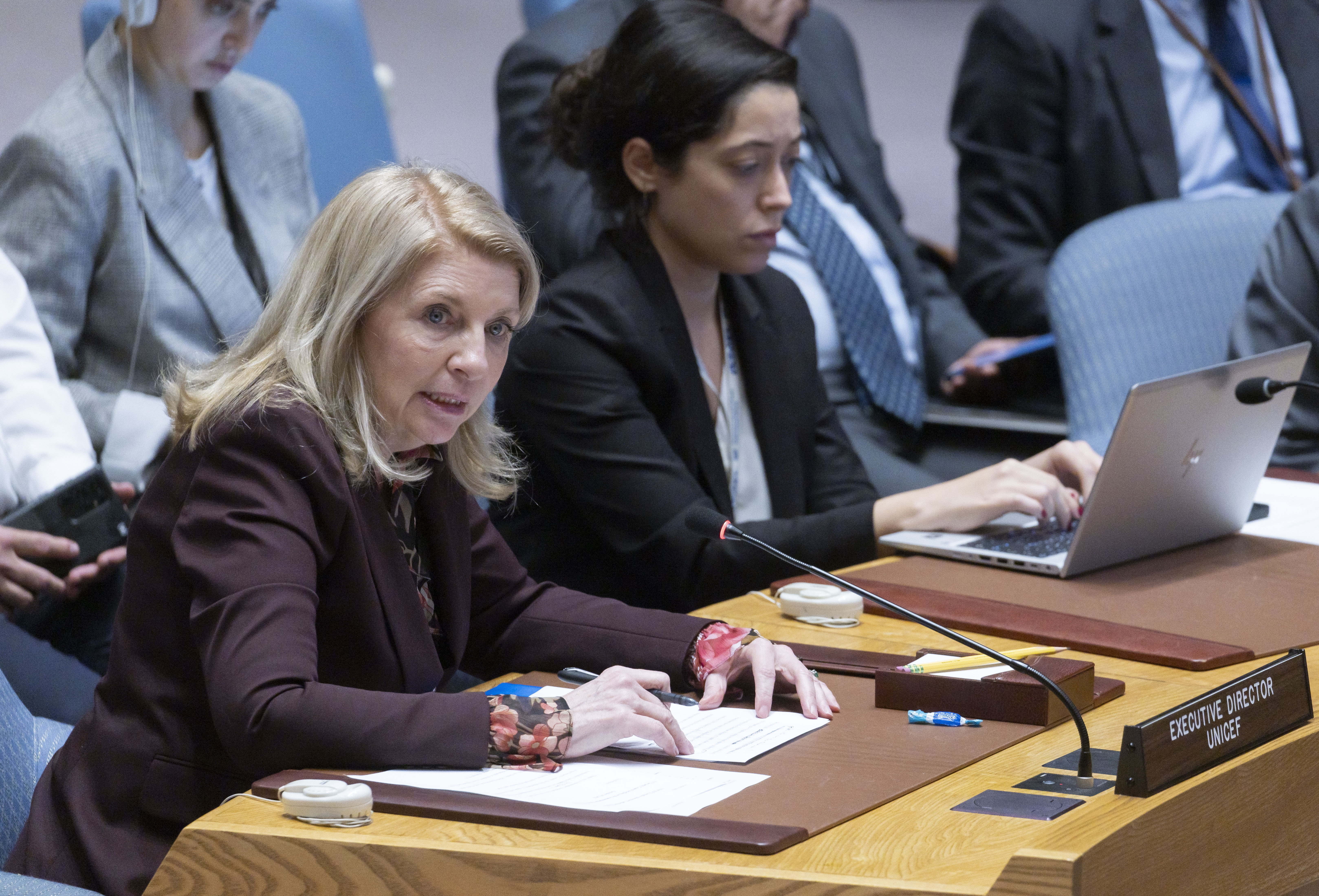 Megsérült az UNICEF főigazgatója: éppen a Gázai övezet felé tartott