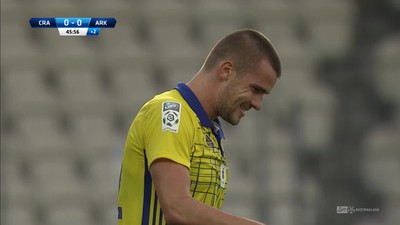 Cracovia - Arka (0:0): Kolew o centymetry od gola! Bułgar wygrał pojedynek główkowy, ale trafił piłką w poprzeczkę