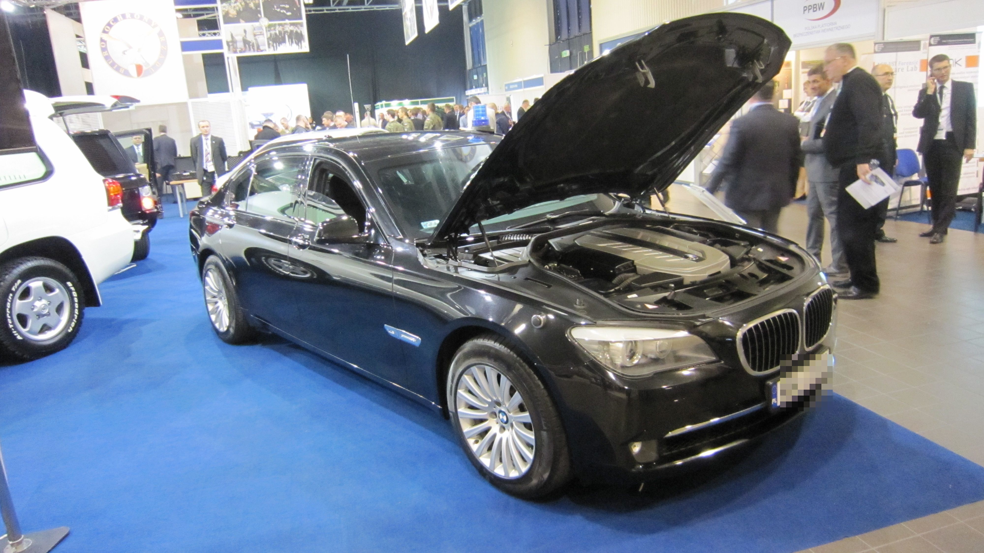 Samochód BOR - BMW 760Li High Security