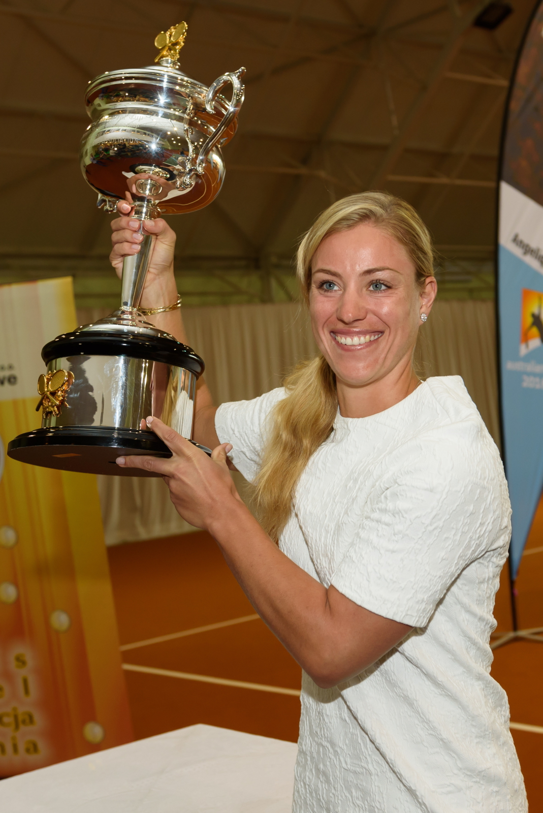 Angelique Kerber zaprezentowała swój puchar z turnieju Australian Open w Centrum Tenisowym w Puszczykowie