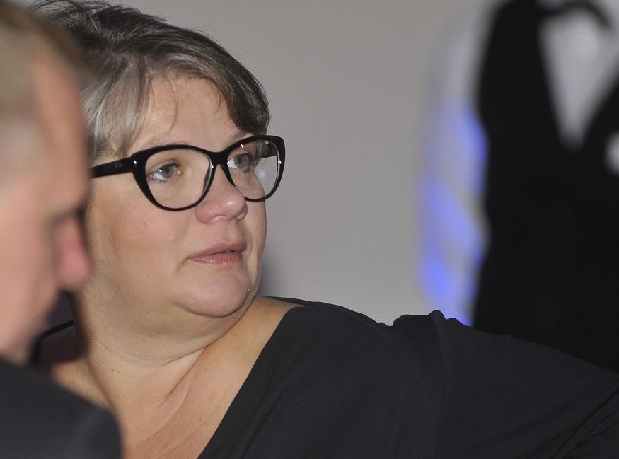 Jako pierwsza nowe show TVN skrytykowała Dorota Zawadzka, która na swoim blogu napisała: