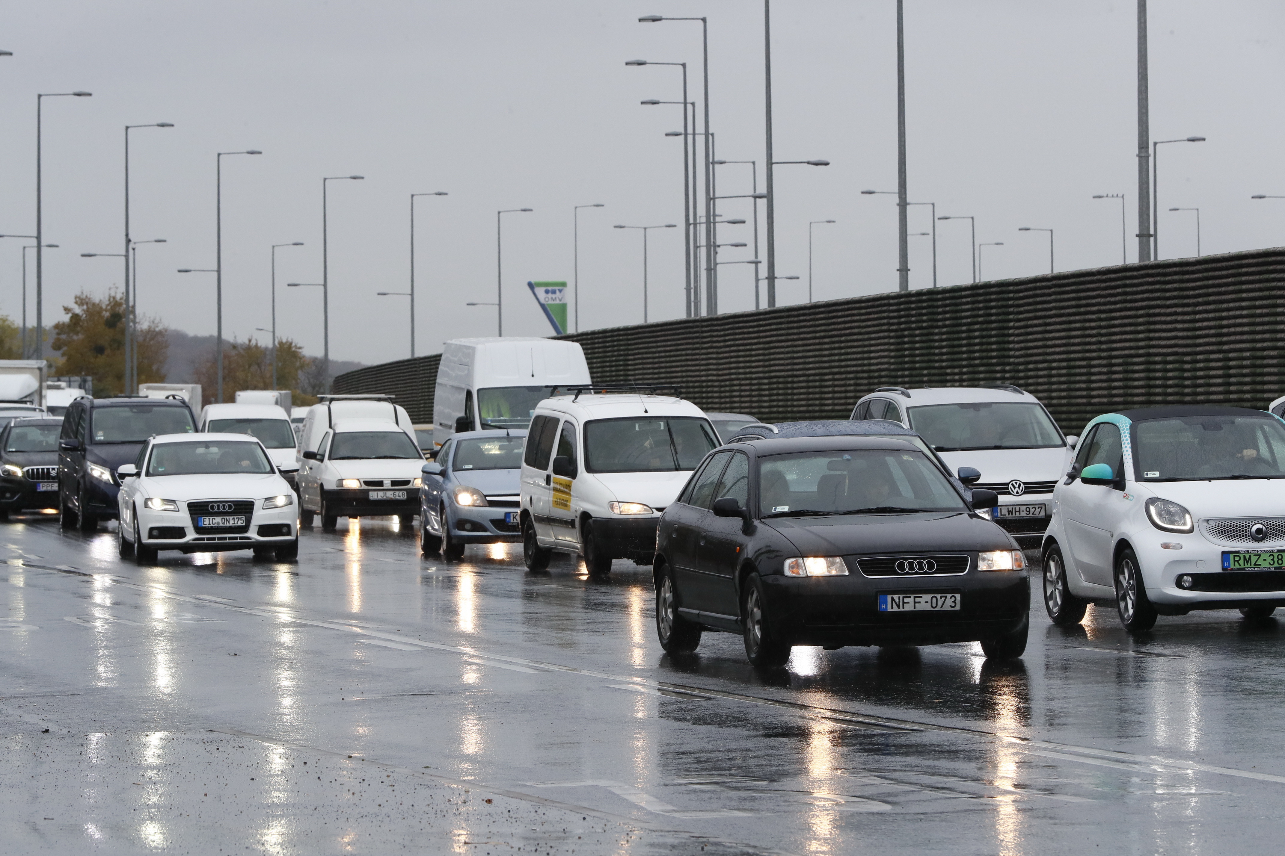 Útinform: fontos munkálatok a magyar-szlovák határszakaszon - nem mindenki hajthat át a hídon