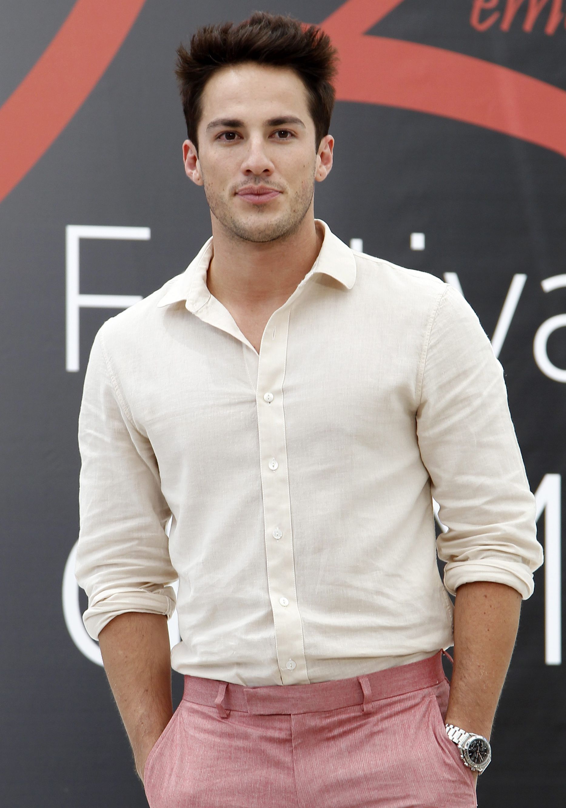 Michael Trevino z serialu
