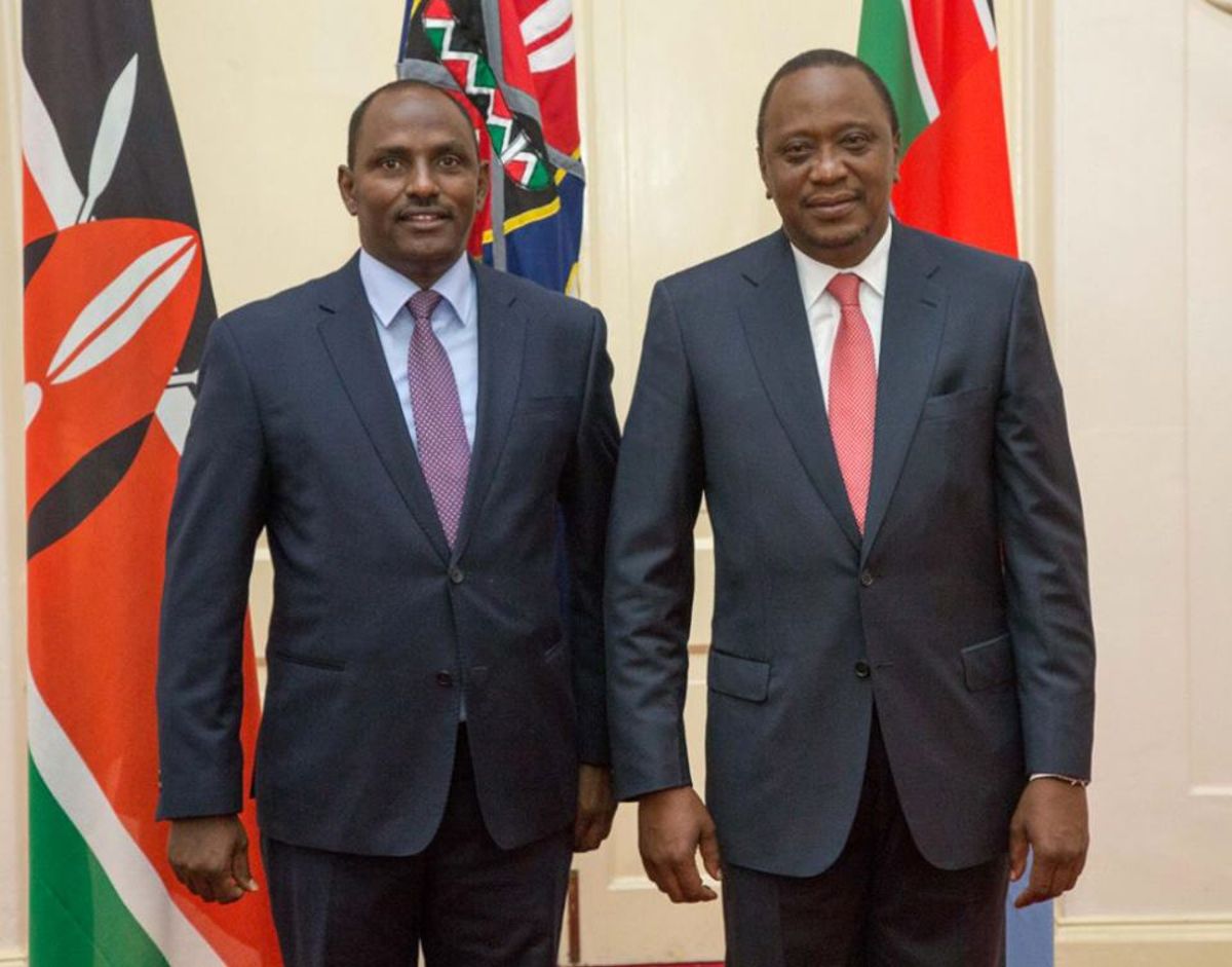 Ukur Yatani Kanacho with Presidentn Uhuru Kenyatta. (Trendsmap)