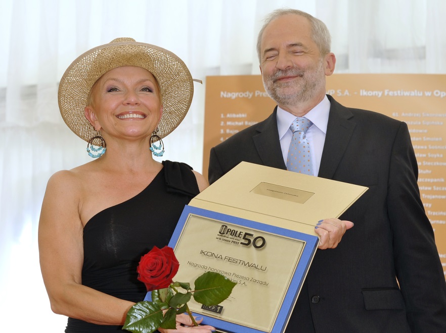 Podczas jubileuszowego festiwalu w Opolu gwieździe przyznano tytuł ikony tej imprezy