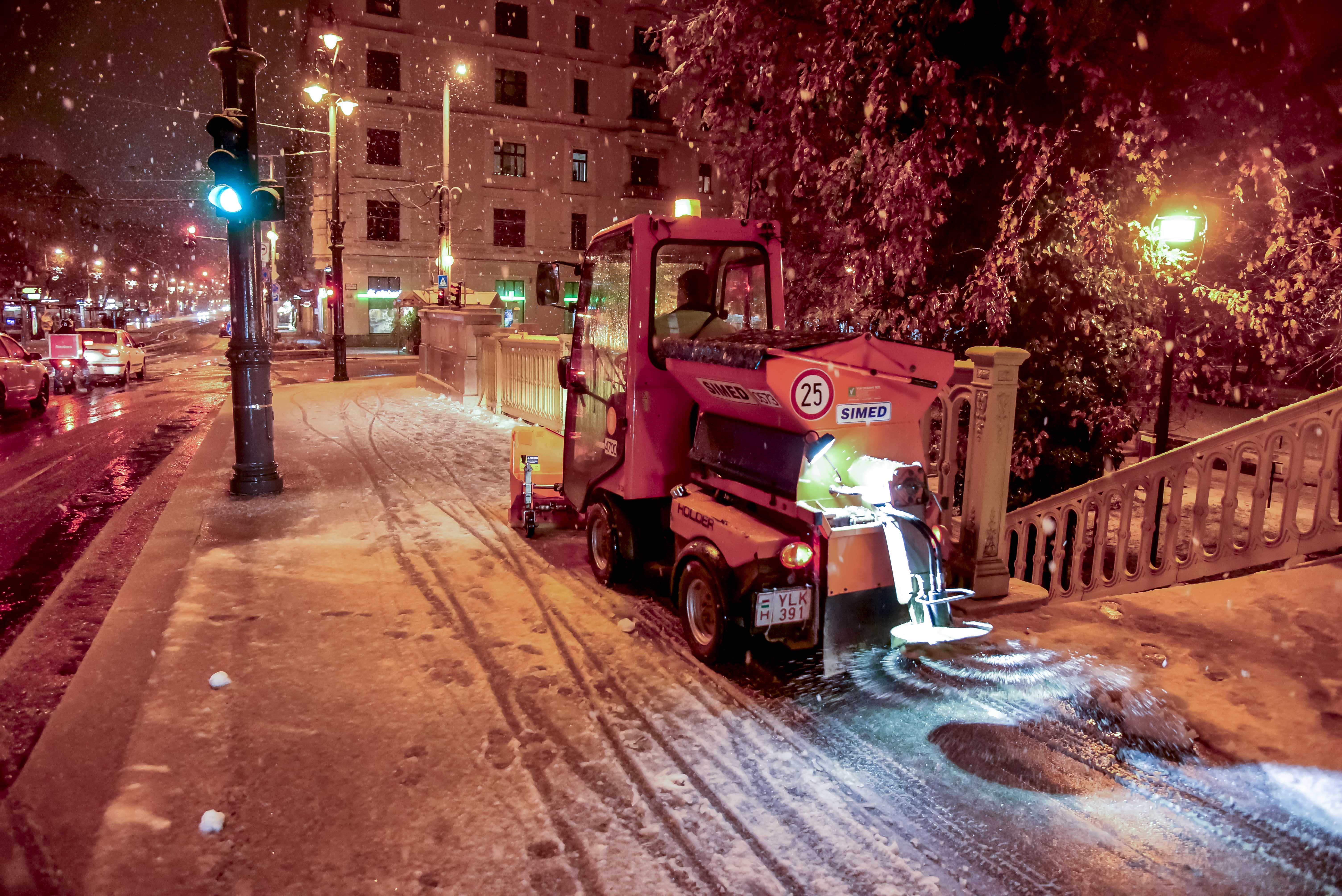 Másodfokú figyelmeztetést adtak ki az ónos eső miatt