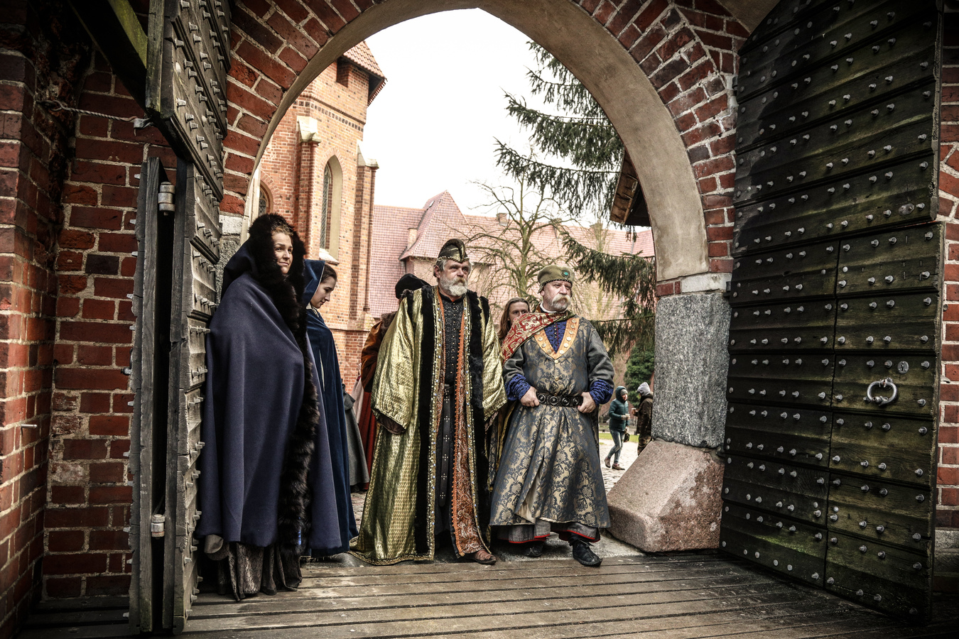 Dotychczas scenerią dla historycznej telenoweli były Bobolice, Inowłódz oraz zamek w Malborku.