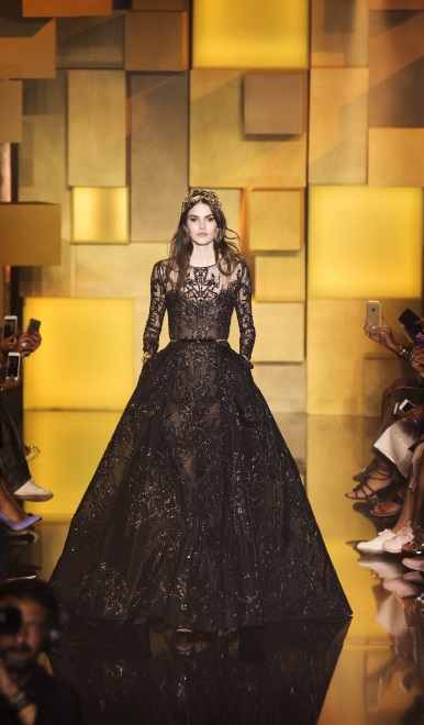 Pokaz kolekcji podczas Paris Fashion Week