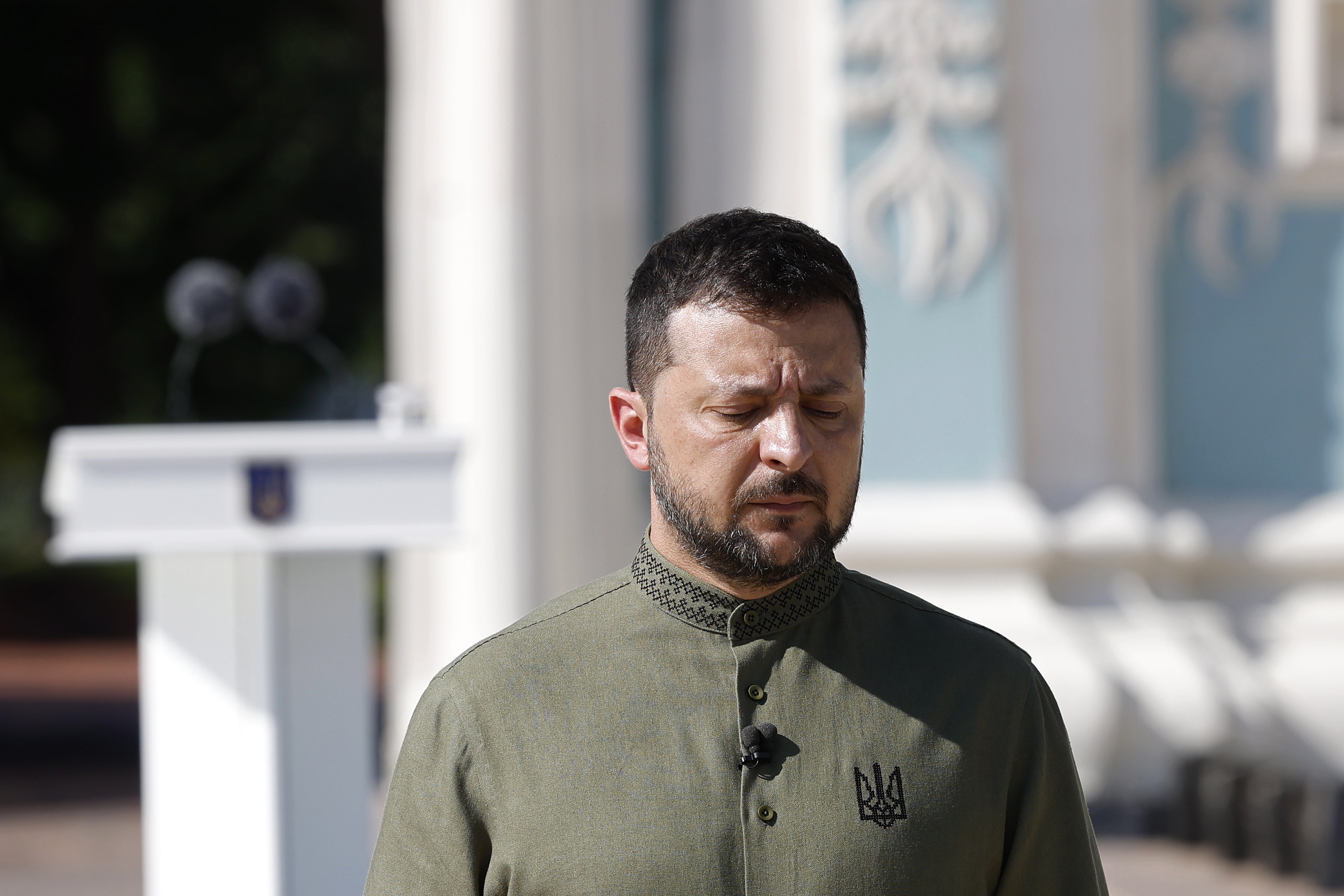 „Határozott lépést várunk Zelenszkijtől” – Betiltották a magyar himnuszt és a szimbólumaink használatát egy kárpátaljai középiskolában