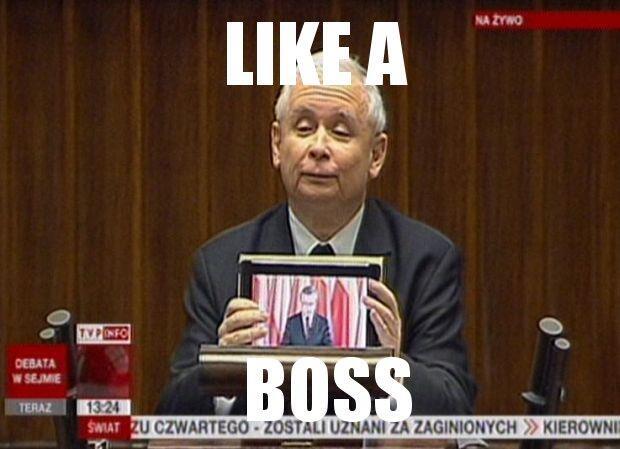 Kaczyński ipad Gliński mem 8 facebook