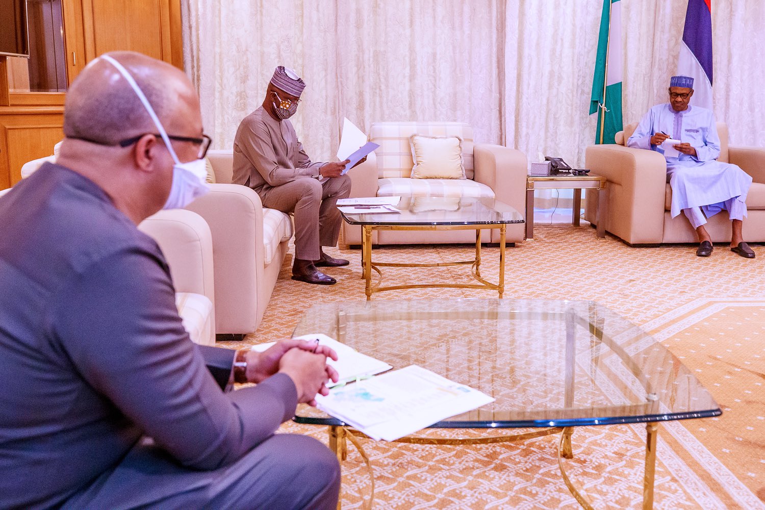 President Muhammadu Buhari receiving briefings from the Presidential Task Force on COVID-19 led by SGF, Mr Boss Mustapha, Minister of Health, Dr Osagie Ehanire, and Director-General, Nigeria Centre for Disease Control (NCDC), Chikwe Ihekweazu. [Twitter/@BashirAhmaad]