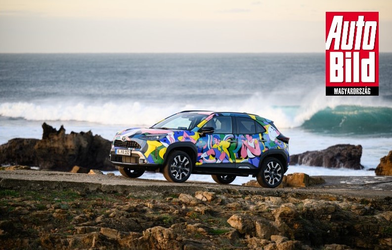 Kipingálták az új Toyota Yaris Crosst