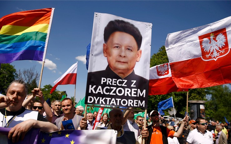 kako - SRBI I SRBIJA - Page 8 F0924b8fd39a79f88d3f9c89f5174a77