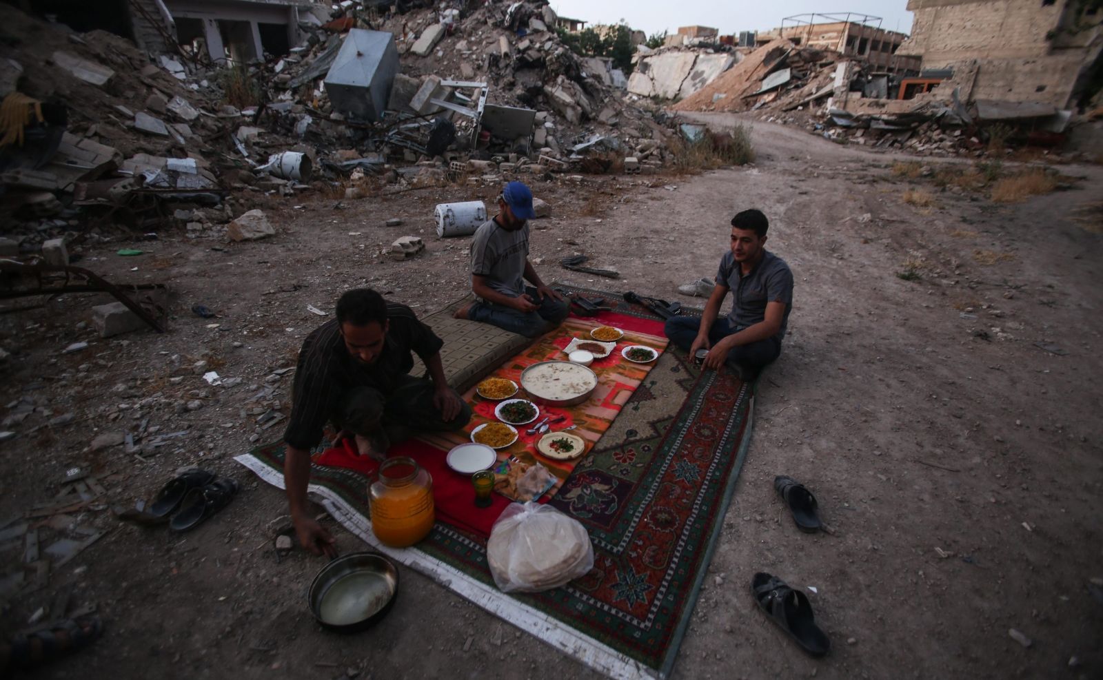 SYRIA. RAMADAN NA GRUZACH DAMASZKU
