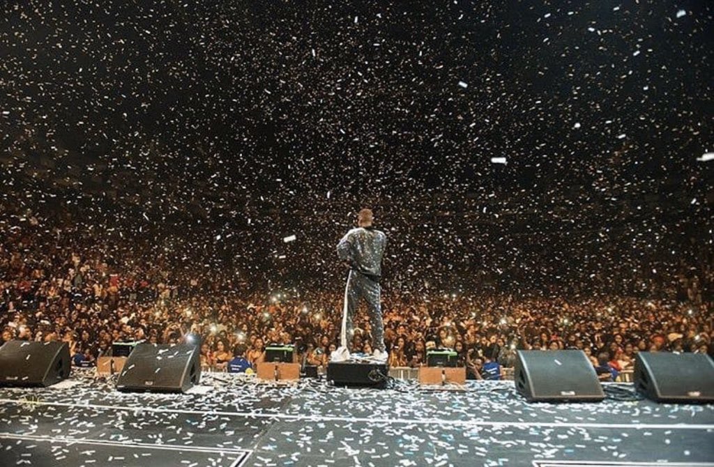 Wizkid, Naira Marley, Fireboy thrill the O2 Arena in London. (Twitter/MusicGuide)