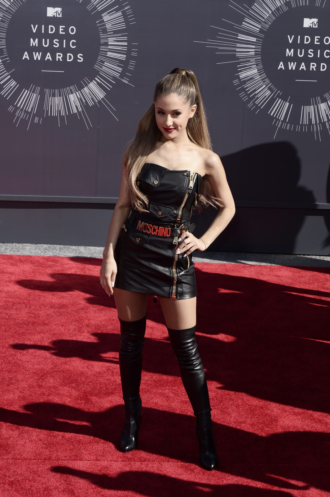 Ariana Grande na gali MTV Video Music Awards 2014