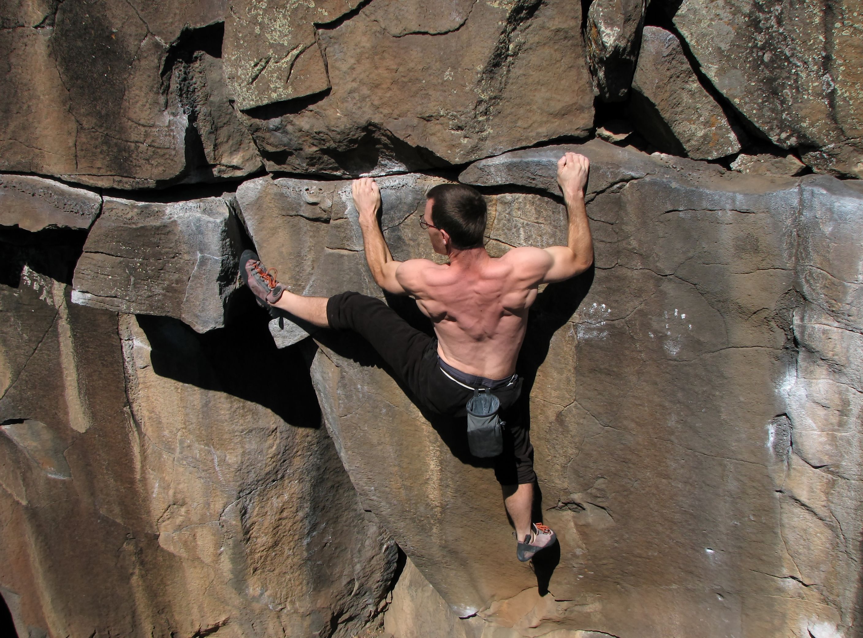 Free soloing