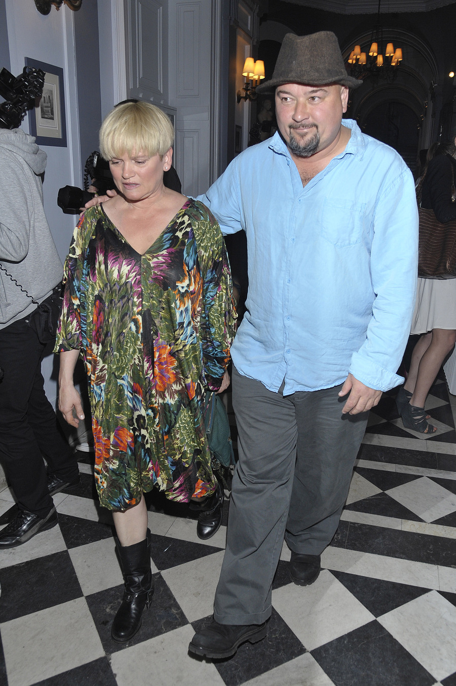 Katarzyna Figura, Kai Schoenhals