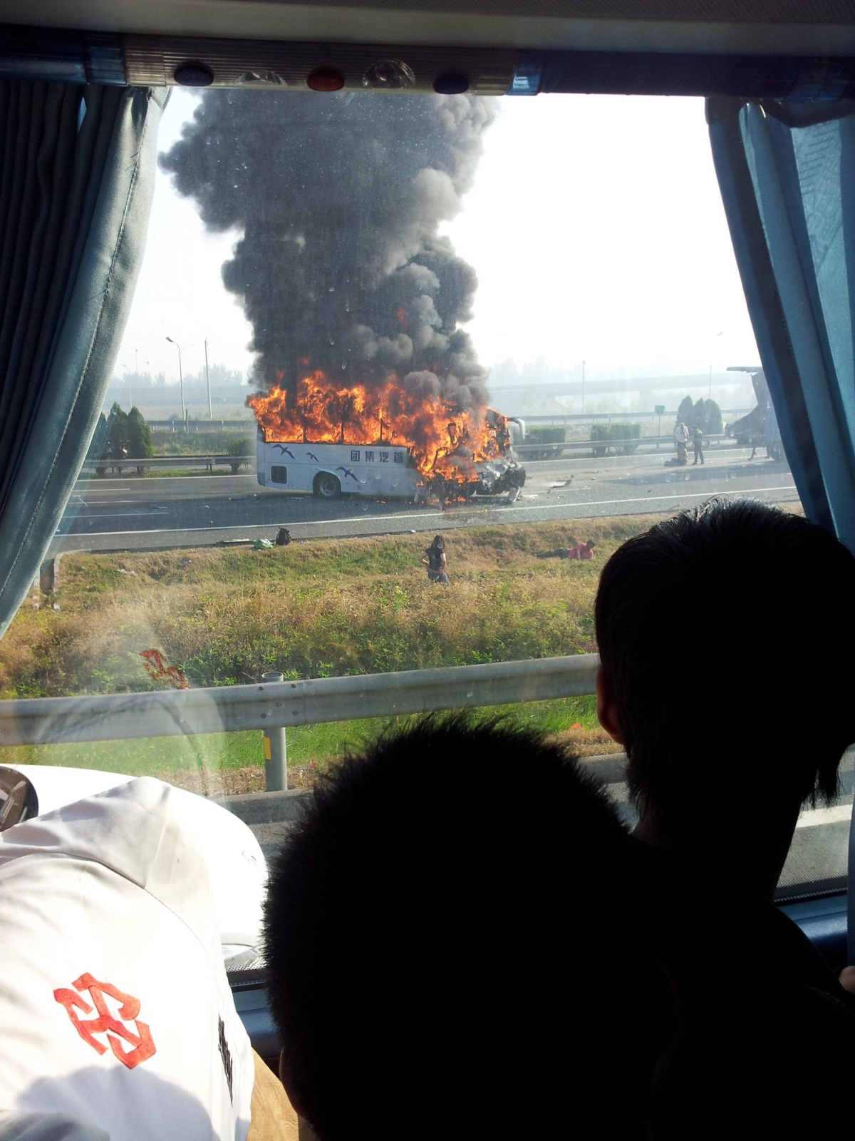 Tragiczne w skutkach zderzenie autokaru z ciężarówką w Chinach