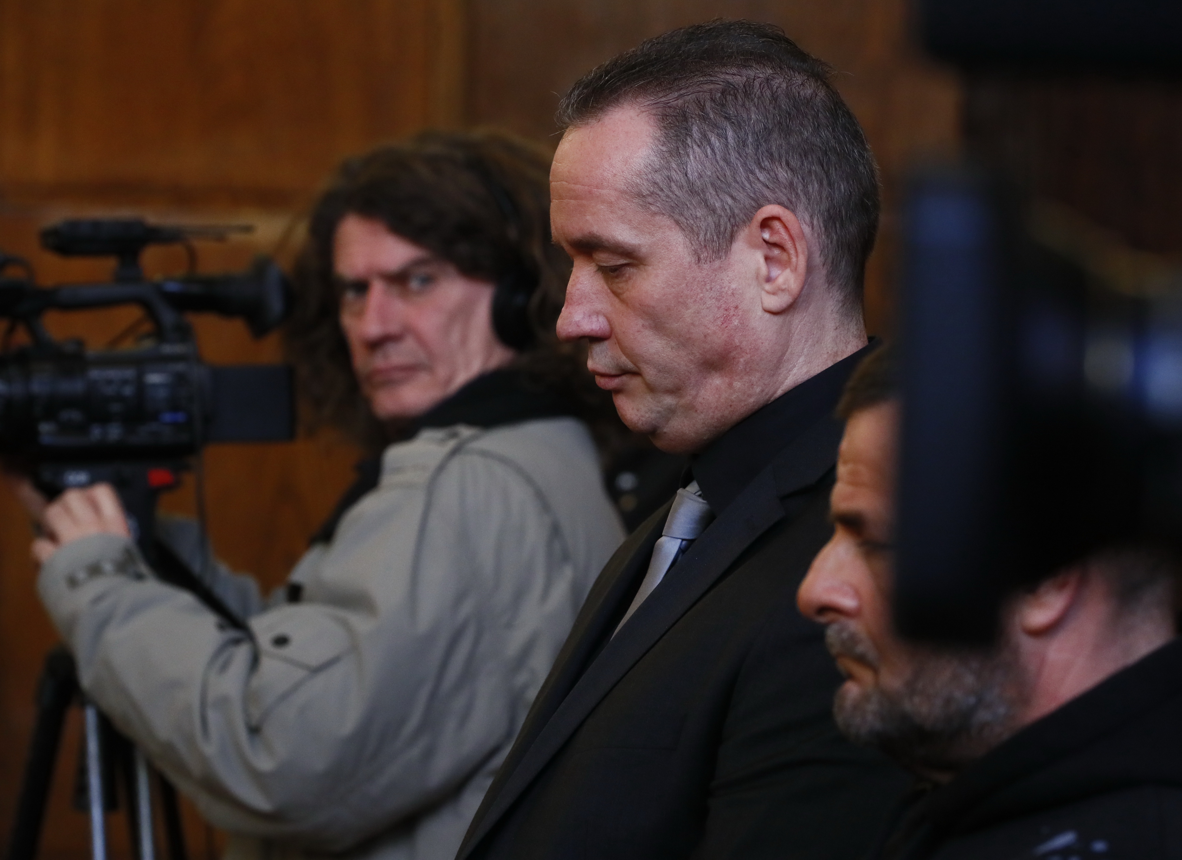 Elítélték a korrupcióval vádolt volt rendőrtisztet a Vizoviczki-ügyben