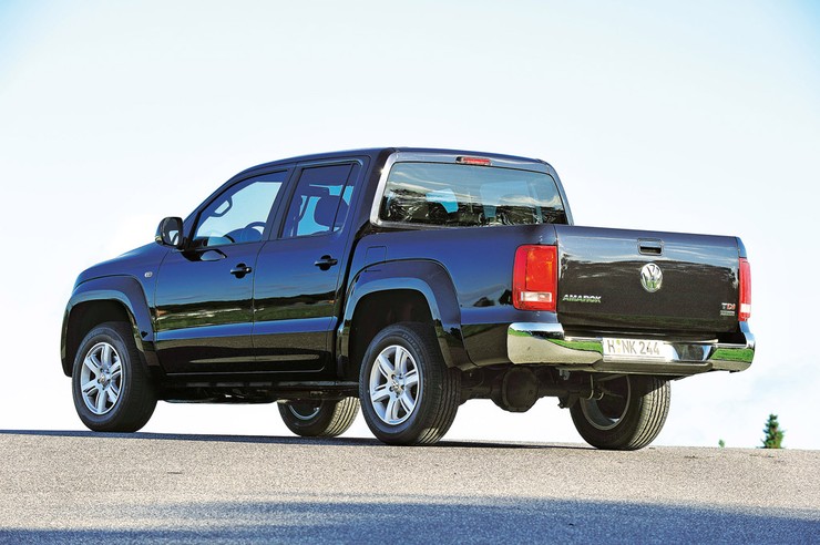 Nissan navara toyota hilux mitsubishi l200 #5