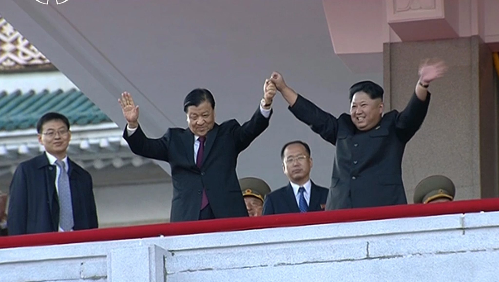 Korea Północna. Parada wojskowa w 70. rocznicę powstania komunistycznej Koreańskiej Partii Pracy