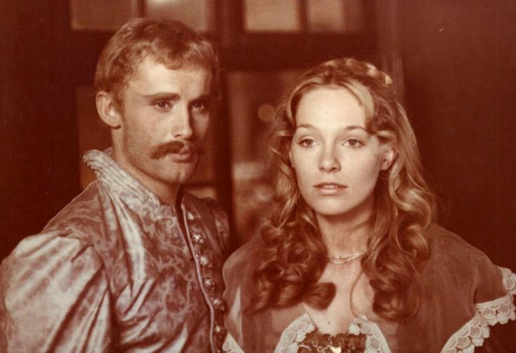 Małgorzata Braunek jako Oleńka i Daniel Olbrychski jako Kmicic w