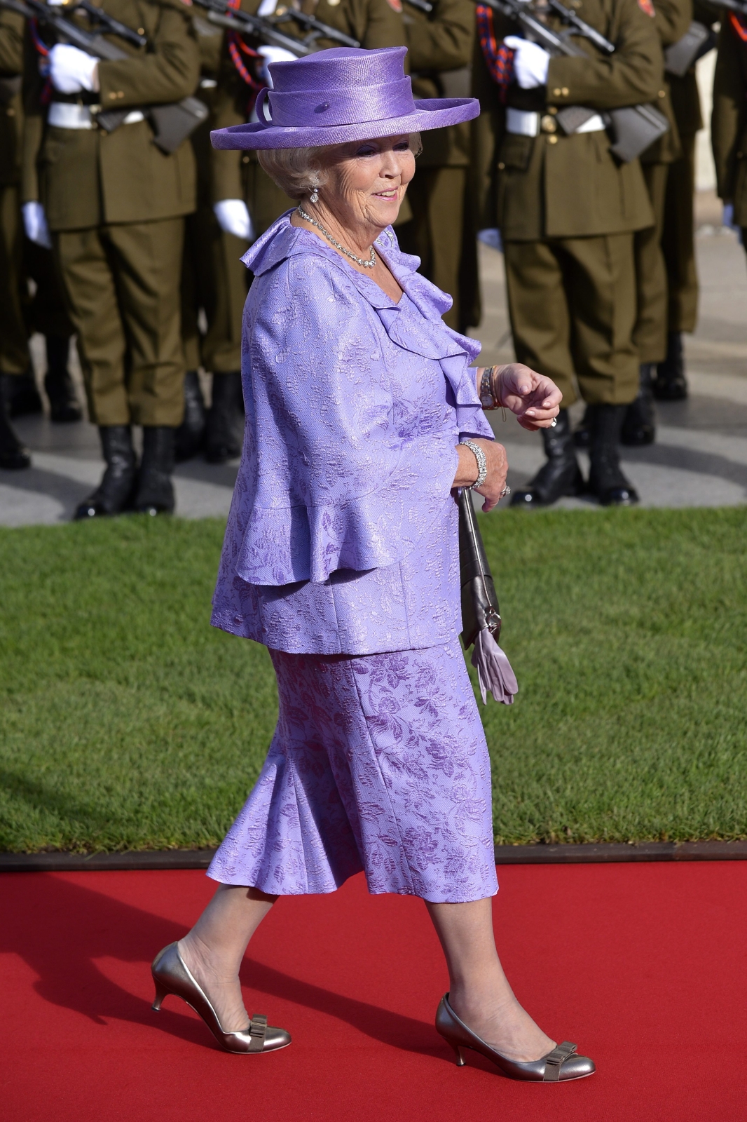 Królowa Holandii Beatrix na czerwonym dywanie