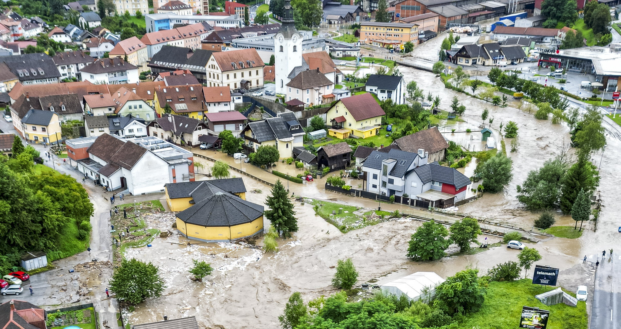 Ránk is ez vár? Szlovéniában városok kerültek víz alá a heves esőzések után – videó