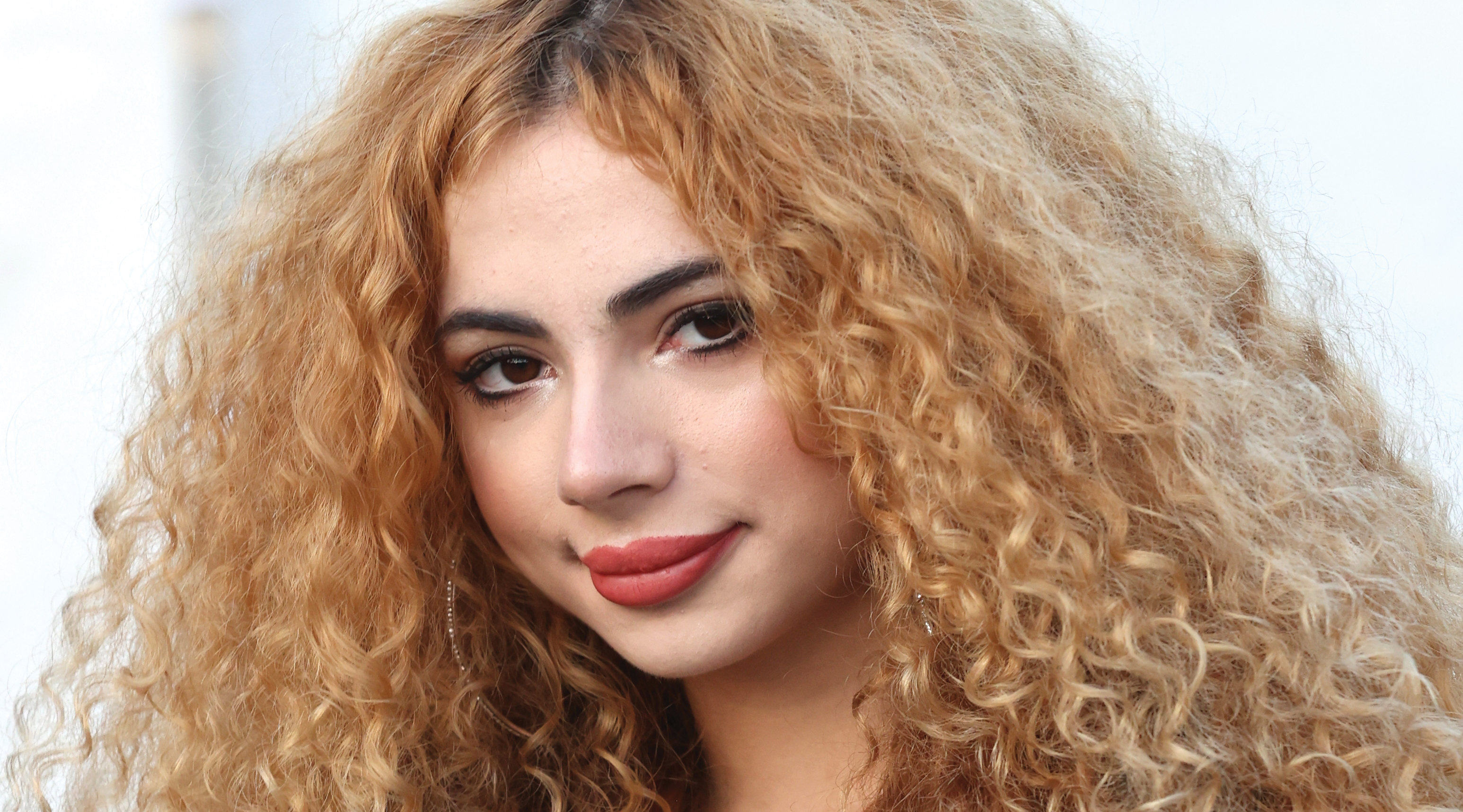 Opitz Barbi sosem volt még ennyire szexi: alig takarja amit magára húzott - szívdöglesztő fotó