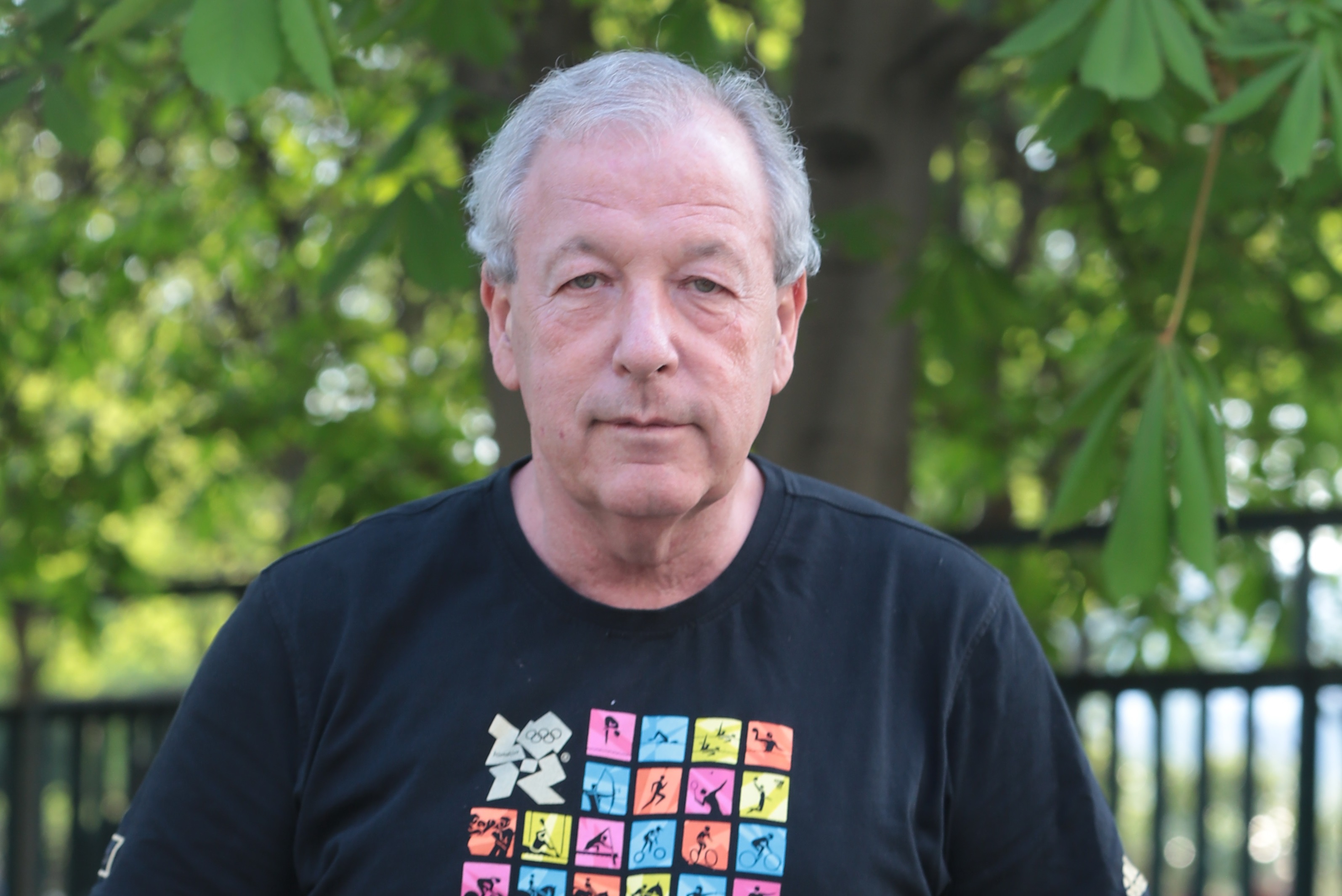 Vámos Miklós a cenzúráról: „Néha van, hogy egy felelőtlen szerkesztő behívna, mire én: Azért kérdezd meg a főnöködet. Hamarosan visszakoznak.”