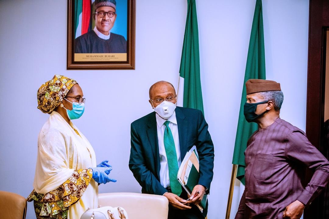 CBN Governor, Godwin Emefiele, Minister of Finance, Budget and National Planning, Zainab Usman and Vice President Yemi Osinbajo. [Twitter/@NGRPresident]