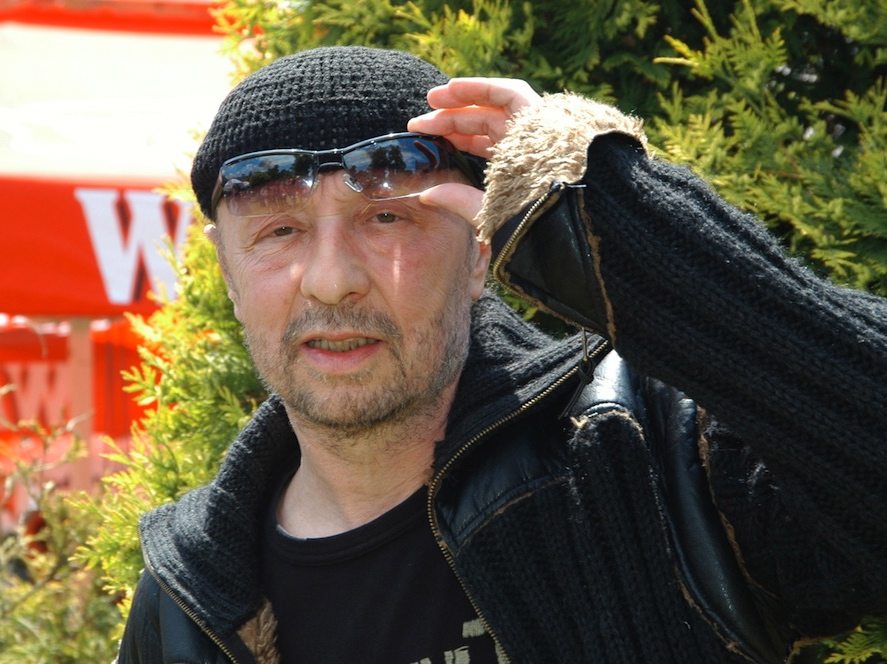 Pozostawił żonę Jolantę, córkę i swoich fanów