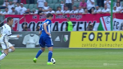 Legia - Wisła P. (1:0): Malarz ratuje Legię! Fatalny błąd Vesovicia, który oddał piłkę rywalom, Łukowski nie wykorzystał szansy
