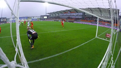 Sandecja - Bruk-Bet (0:0): 40 minut czekali sądeczanie na pierwszy celny strzał. Refleks Muchy zapobiegł trafieniu