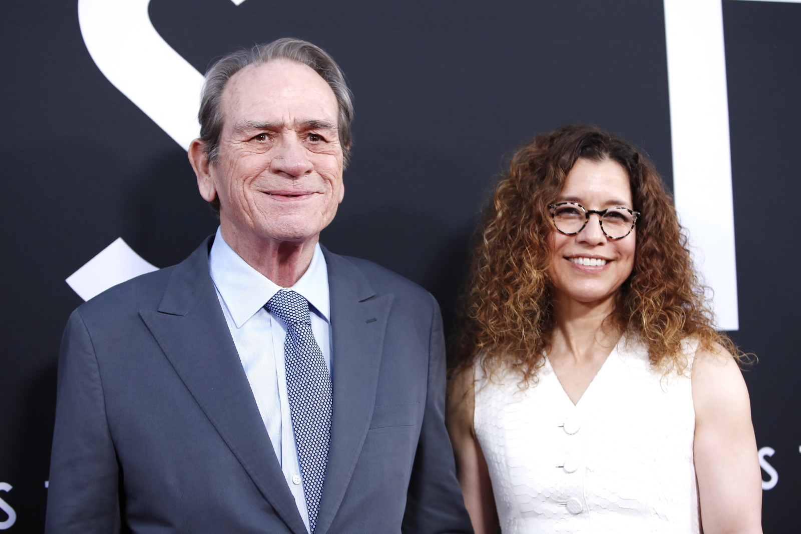 Dawn Laurel-Jones i jej mąż, Tommy Lee Jones na premierze filmu