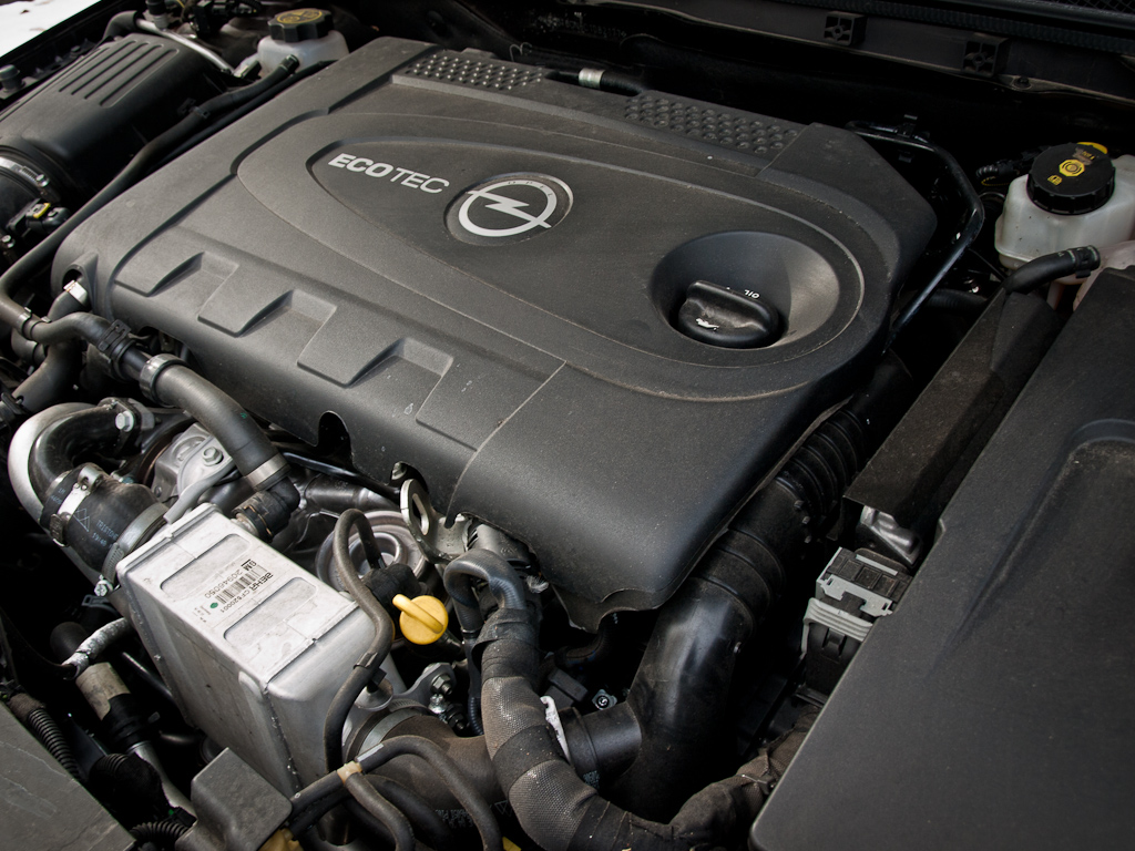 Opel insignia 2.0 CDTI BiTurbo Ecotec z napędem 4x4