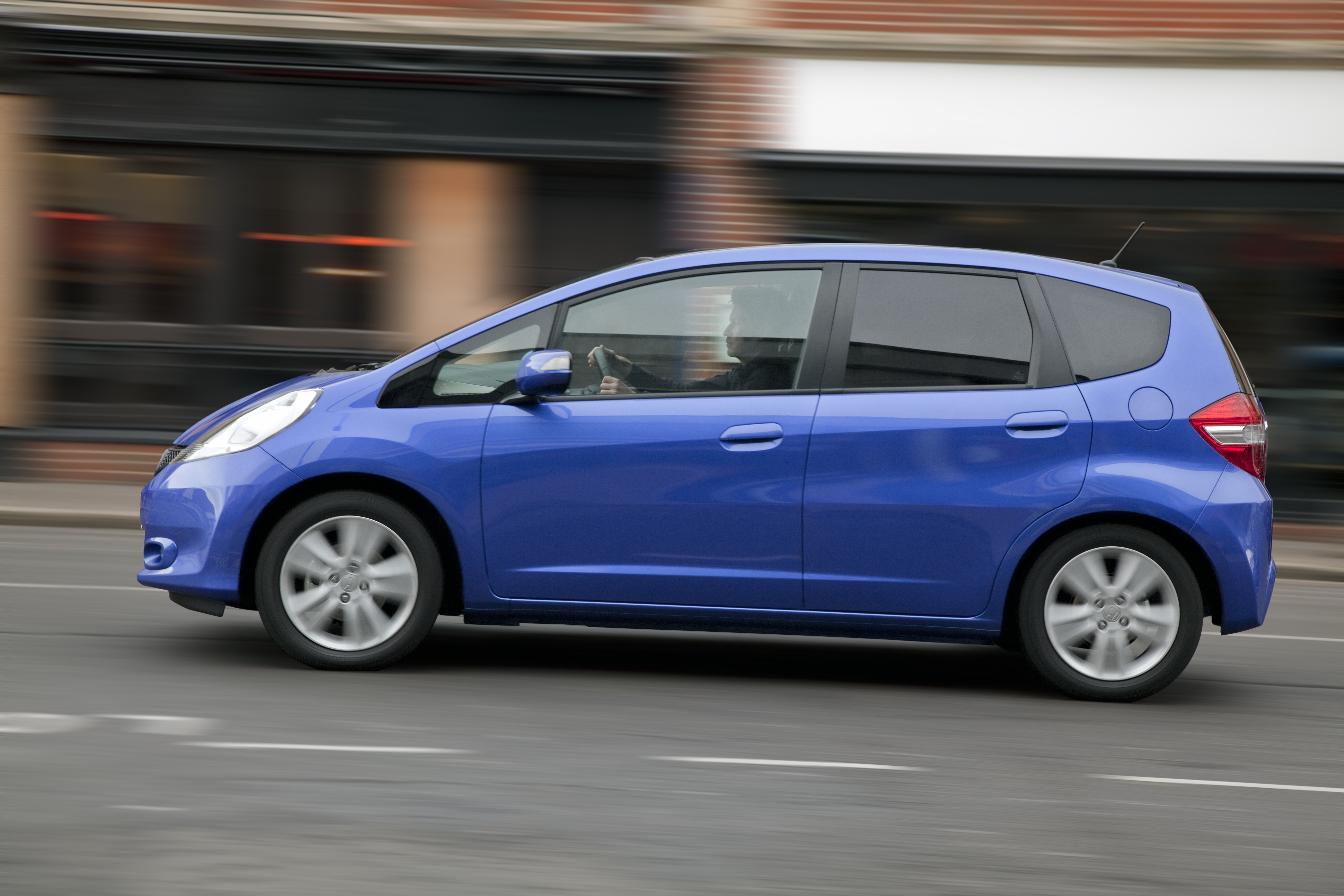 Honda jazz na liście 12 awaryjnych samochodów to największe zaskoczenie zestawienia ADAC. Łącznie sklasyfikowano 23 modele w tej klasie