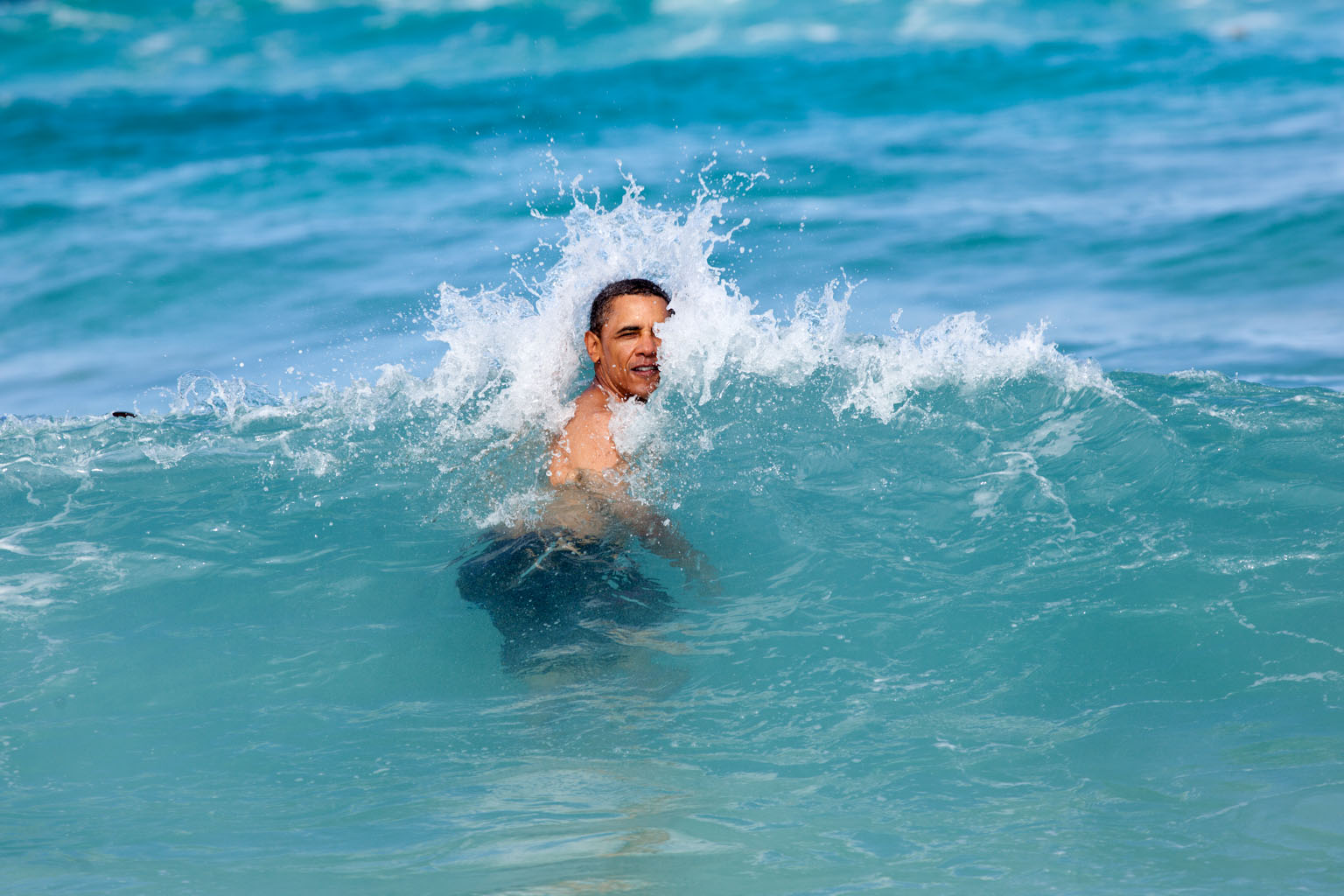 1 stycznia 2012 rok, Hawaje. Obama wita Nowy Rok na plaży w zatoce Kaneohe